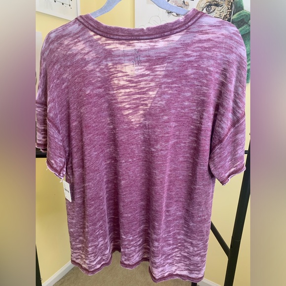 💫HP‼️💫 NWT FREE PEOPLE - We The Free “Jordan” Burnout Tee in Wine/Bord, Sz Small - Picture 3 of 4